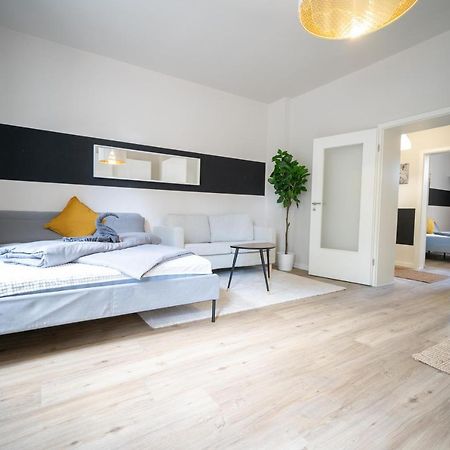 Fullhouse - Zwickau - L96 - Smarttv - Nespresso - 2 Queensize Beds Exterior photo
